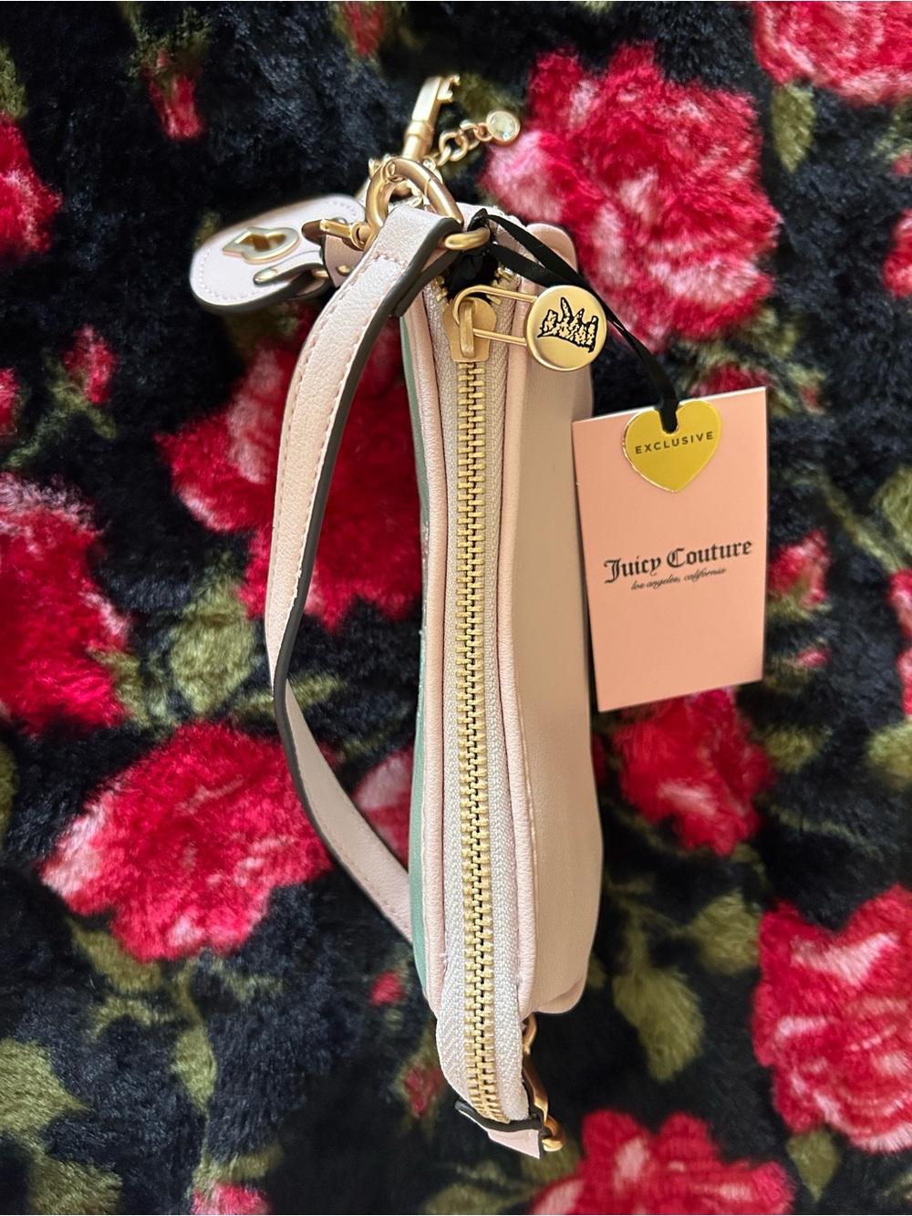 Juicy Couture Sage Green and Baby Pink Faux Leather “Royal to Convertible Baguet - Picture 9 of 15
